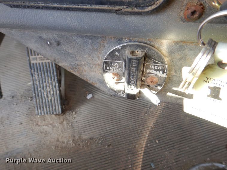 image for item MJ9982 2007 Western Star 4900  semi truck