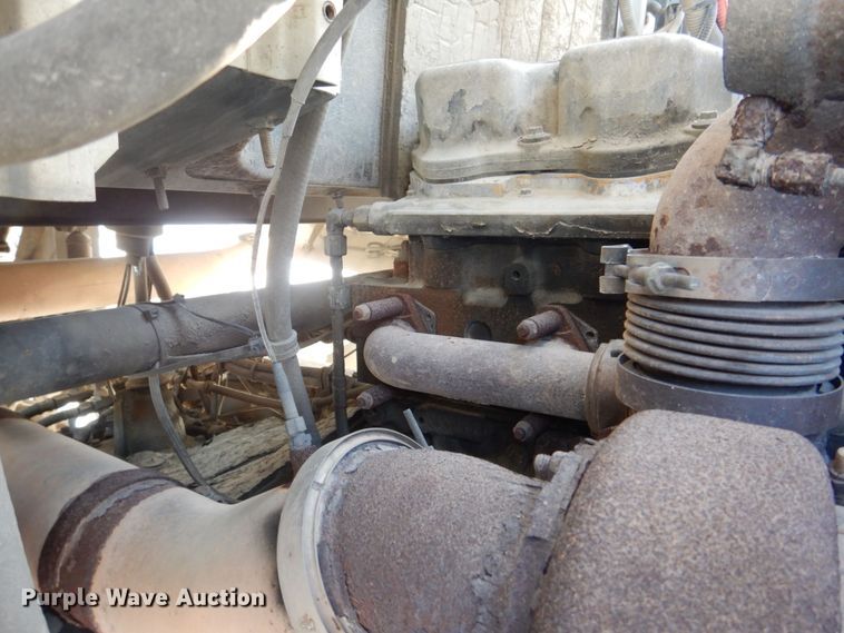 image for item MJ9982 2007 Western Star 4900  semi truck