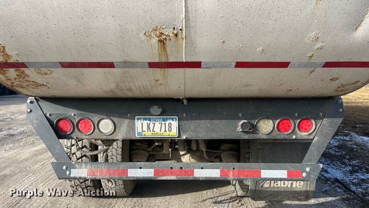 image for item MW9449 2007 Mack LE613 refuse truck