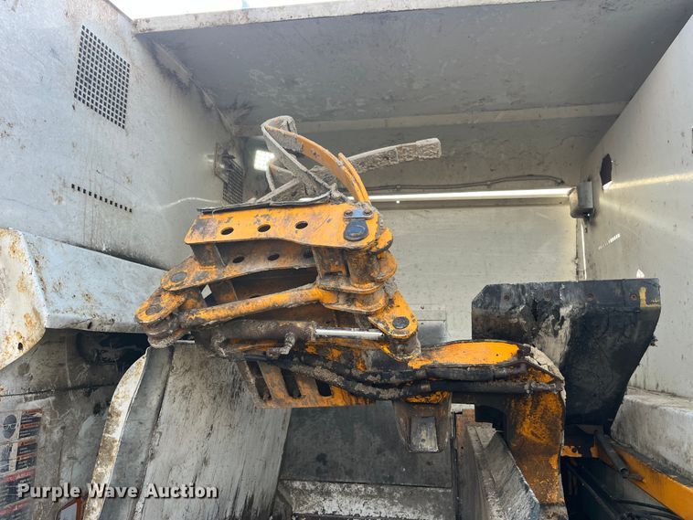 image for item MW9449 2007 Mack LE613 refuse truck