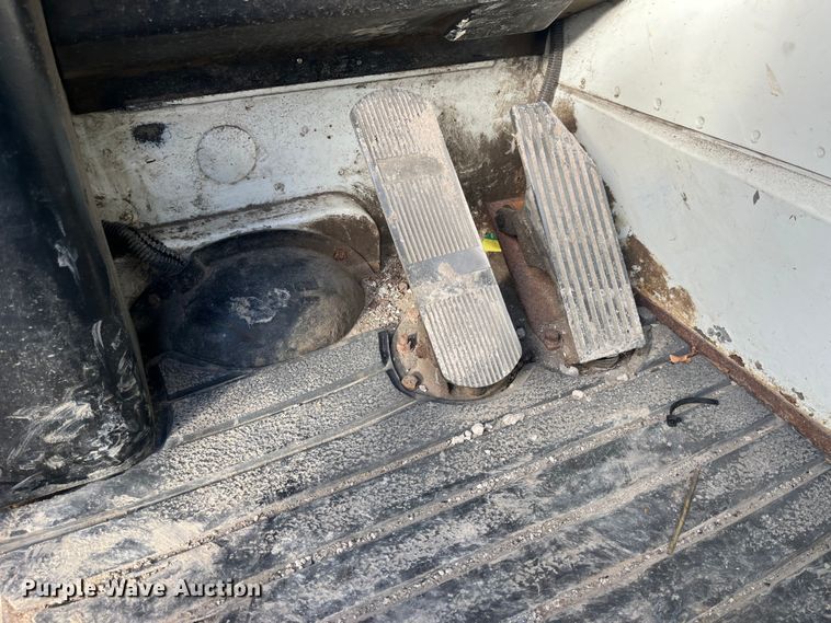 image for item MW9449 2007 Mack LE613 refuse truck