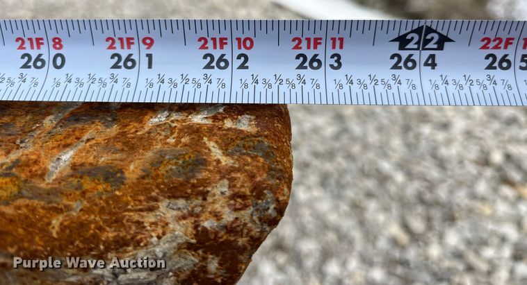 image for item MW9450 2004 Sterling L9500  roll-off container truck