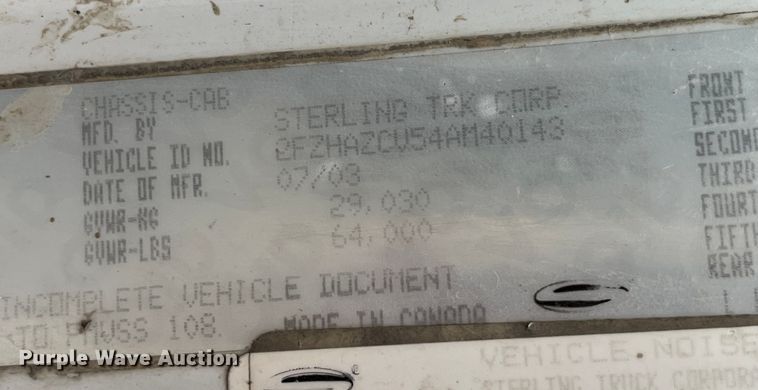 image for item MW9450 2004 Sterling L9500  roll-off container truck