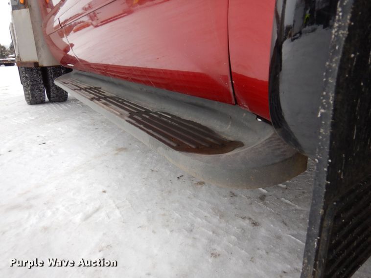 image for item AF9309 2005 Ford F450 Super Duty  Crew Cab utility / service truck