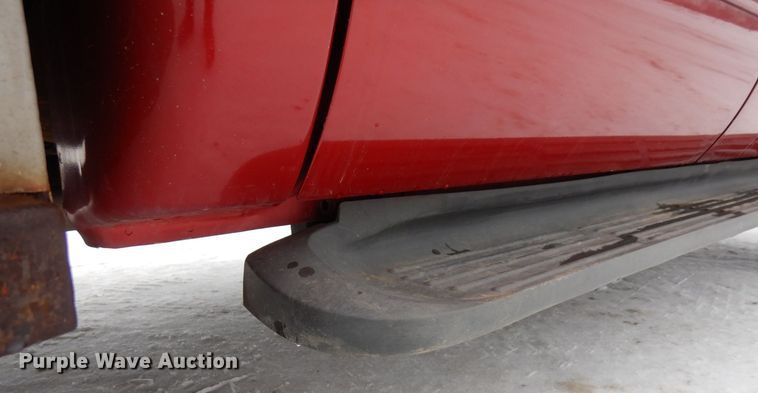 image for item AF9309 2005 Ford F450 Super Duty  Crew Cab utility / service truck