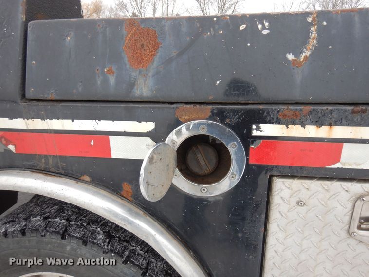 image for item AF9309 2005 Ford F450 Super Duty  Crew Cab utility / service truck