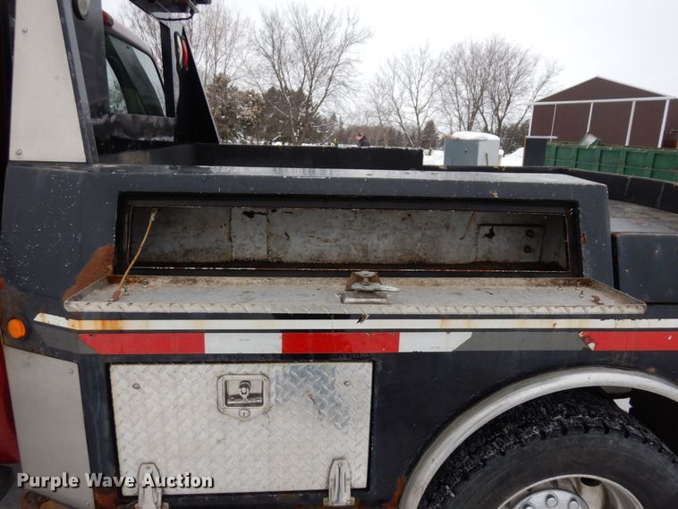 image for item AF9309 2005 Ford F450 Super Duty  Crew Cab utility / service truck