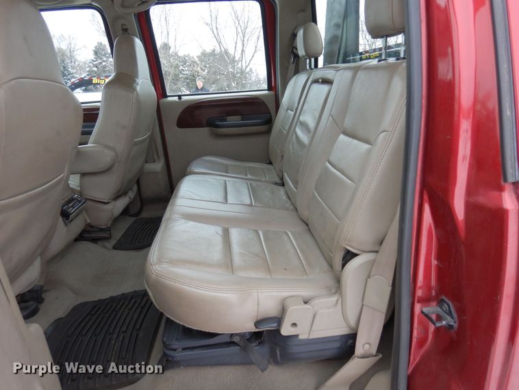 image for item AF9309 2005 Ford F450 Super Duty  Crew Cab utility / service truck