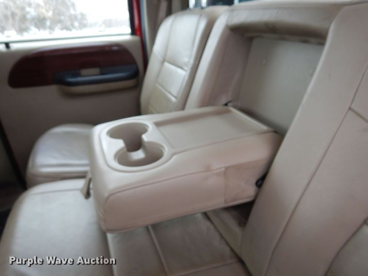 image for item AF9309 2005 Ford F450 Super Duty  Crew Cab utility / service truck