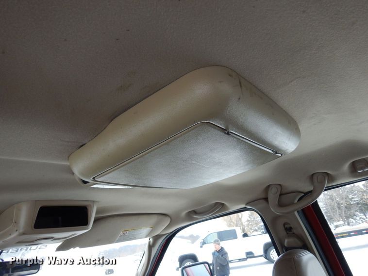 image for item AF9309 2005 Ford F450 Super Duty  Crew Cab utility / service truck