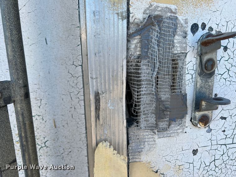 image for item DF0294 1999 Interstate  spray foam trailer