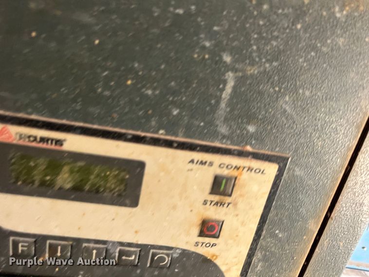 image for item DF0294 1999 Interstate  spray foam trailer