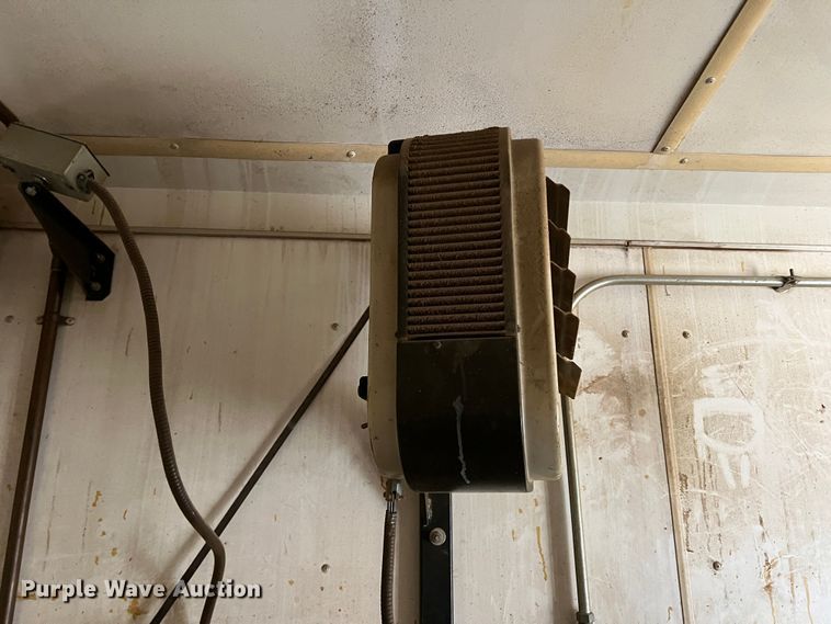 image for item DF0294 1999 Interstate  spray foam trailer