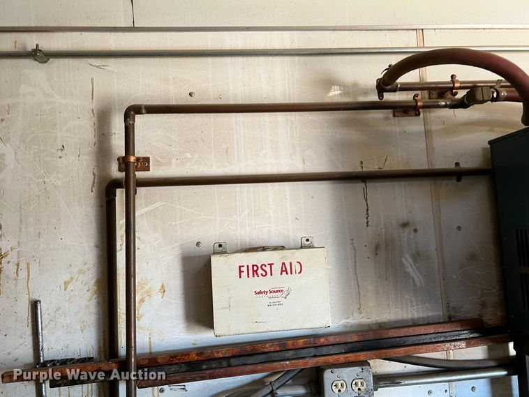 image for item DF0294 1999 Interstate  spray foam trailer