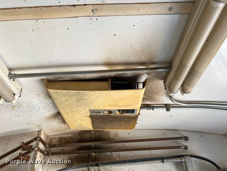 image for item DF0294 1999 Interstate  spray foam trailer