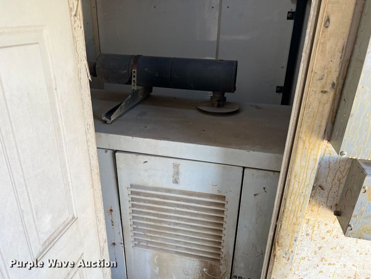 image for item DF0294 1999 Interstate  spray foam trailer