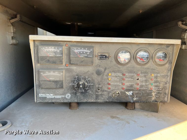 image for item DF0294 1999 Interstate  spray foam trailer