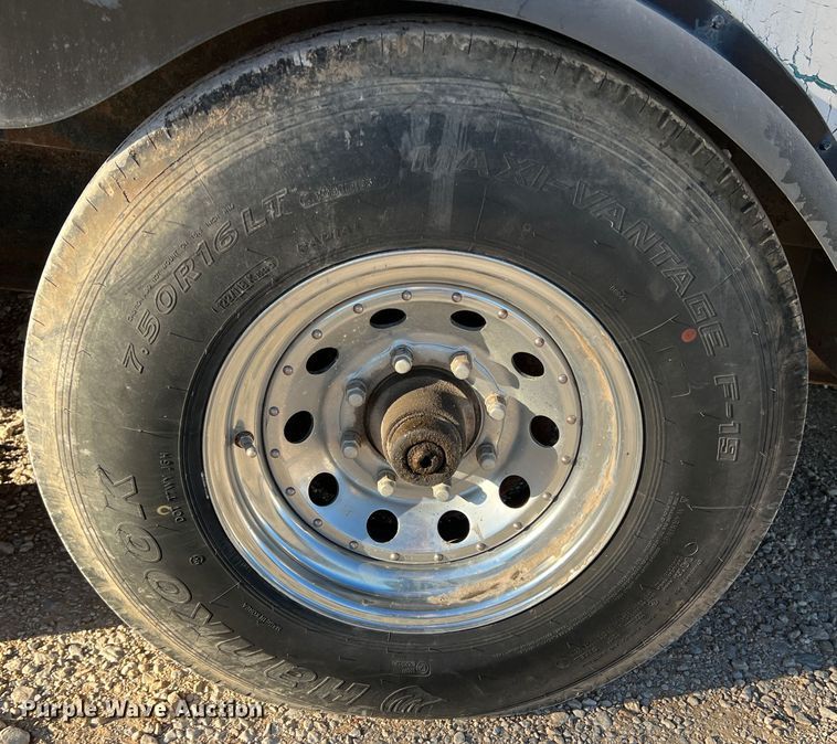 image for item DF0294 1999 Interstate  spray foam trailer