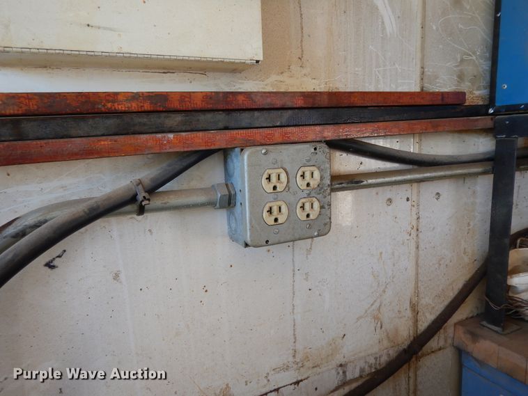 image for item DF0294 1999 Interstate  spray foam trailer