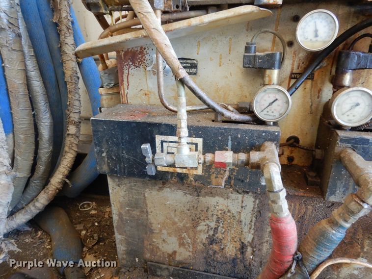 image for item DF0294 1999 Interstate  spray foam trailer