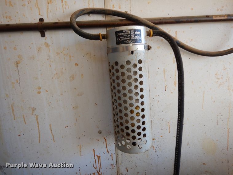 image for item DF0294 1999 Interstate  spray foam trailer