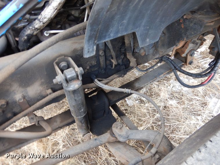 image for item DF8291 2006 Ford F650  chipper truck