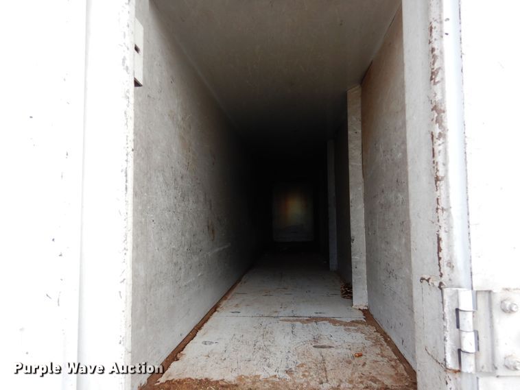 image for item DF8291 2006 Ford F650  chipper truck