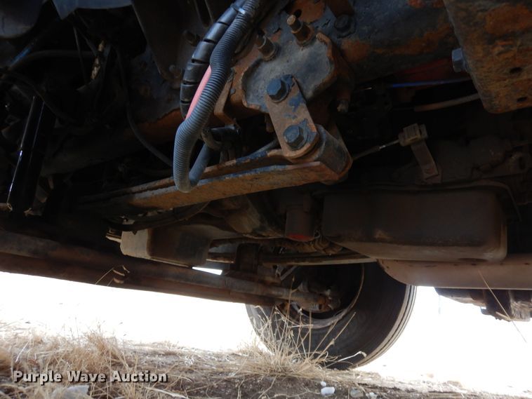 image for item DF8291 2006 Ford F650  chipper truck