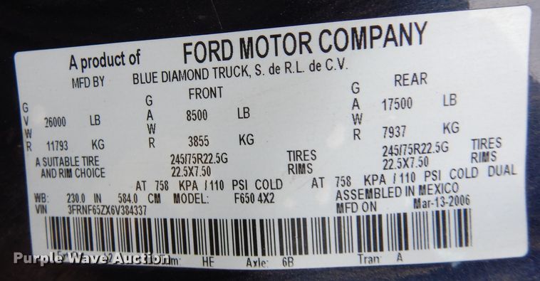 image for item DF8291 2006 Ford F650  chipper truck