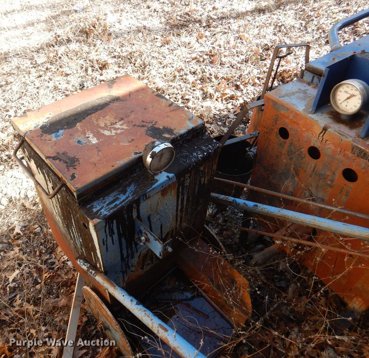 image for item DJ3870 Asphalt hot box