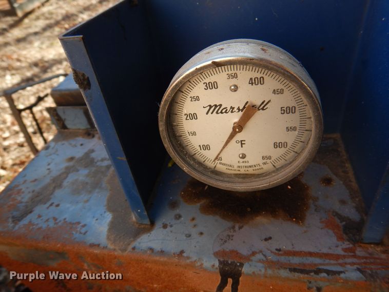 image for item DJ3870 Asphalt hot box