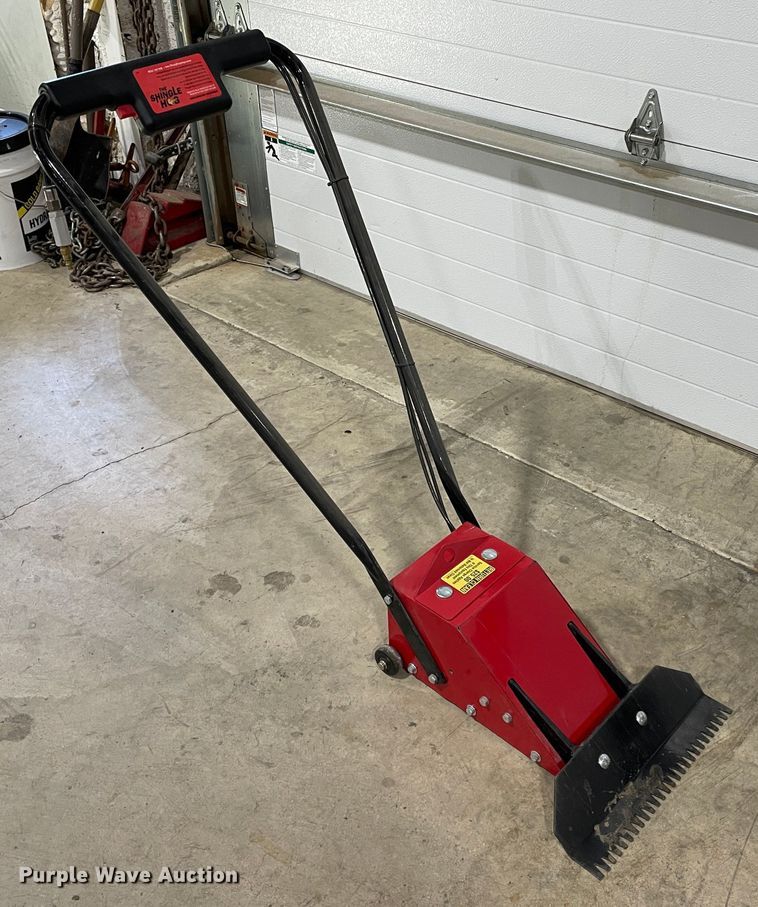 The Shingle Hog pnematic shingle remover in Perryton, TX Item DK2483