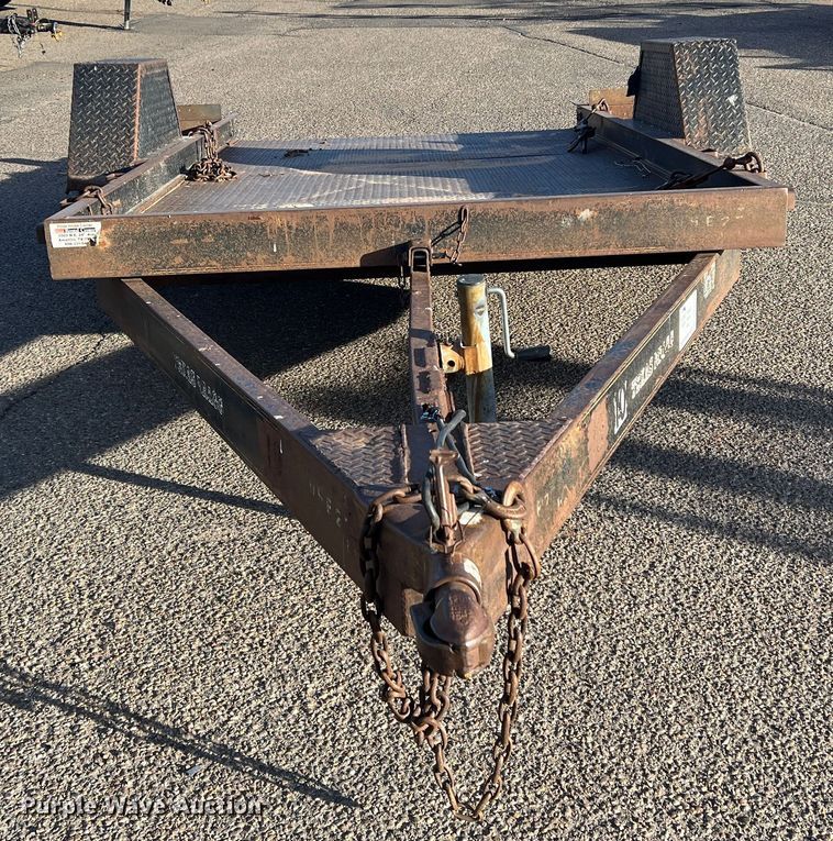 image for item DK7208 2004 Texas Bragg  tilt deck utility trailer