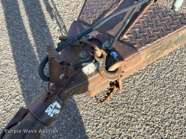 image for item DK7208 2004 Texas Bragg  tilt deck utility trailer