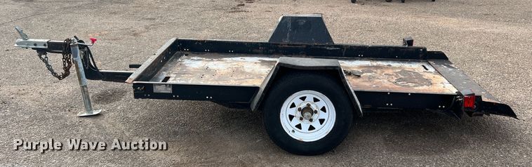 image for item DK7213 2004 Vermeer TLR30  tilt deck utility trailer