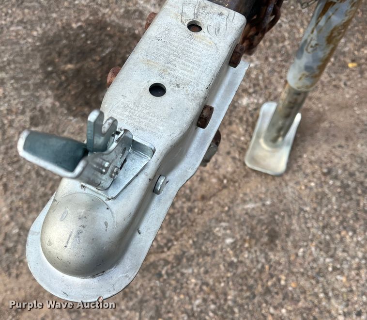 image for item DK7213 2004 Vermeer TLR30  tilt deck utility trailer