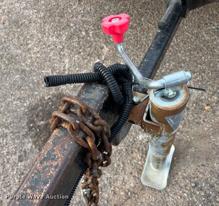 image for item DK7213 2004 Vermeer TLR30  tilt deck utility trailer