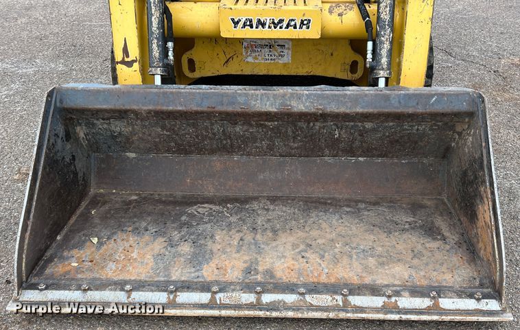 image for item DK7217 Yanmar T175-1  tracked skid steer loader