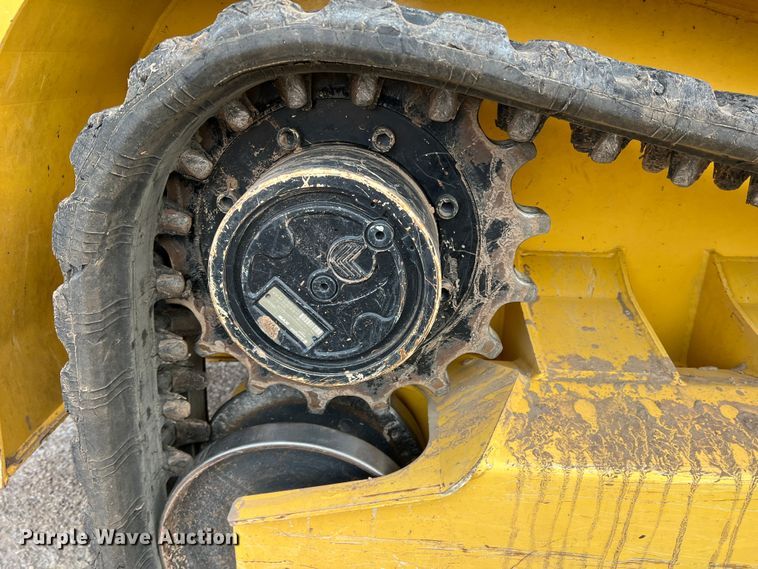 image for item DK7217 Yanmar T175-1  tracked skid steer loader