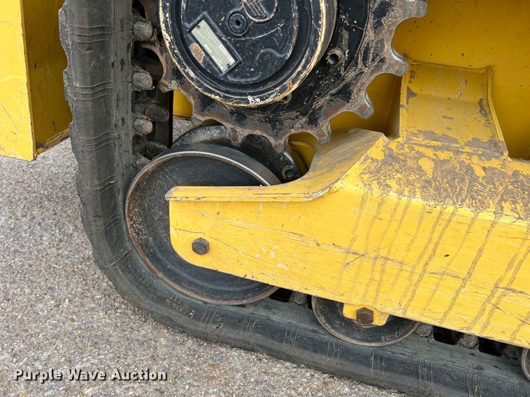 image for item DK7217 Yanmar T175-1  tracked skid steer loader