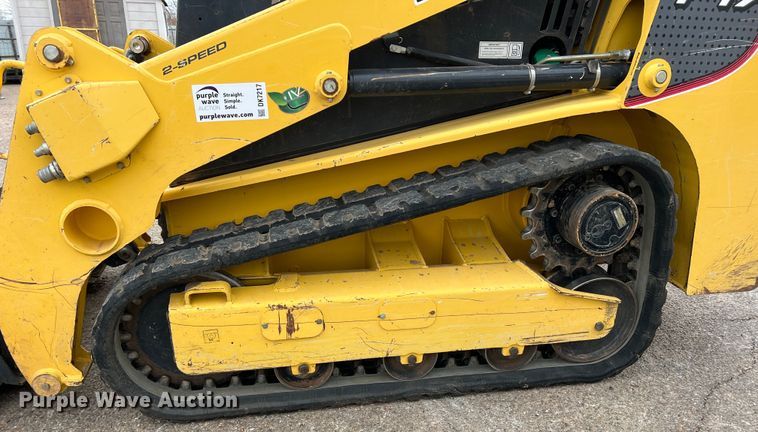 image for item DK7217 Yanmar T175-1  tracked skid steer loader