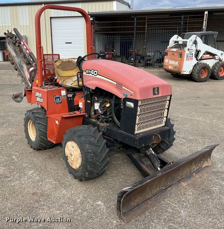 image for item DK7219 2007 Ditch Witch RT40  trencher