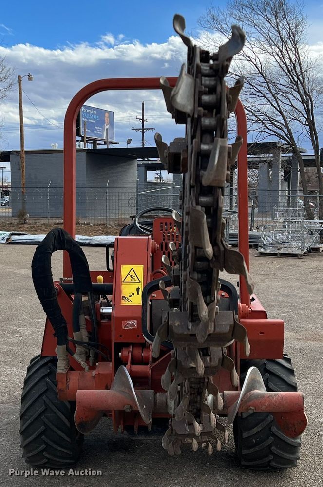 image for item DK7219 2007 Ditch Witch RT40  trencher