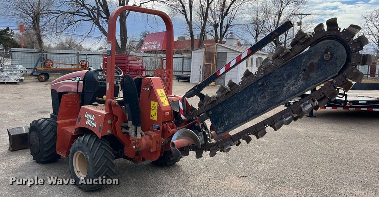 image for item DK7219 2007 Ditch Witch RT40  trencher