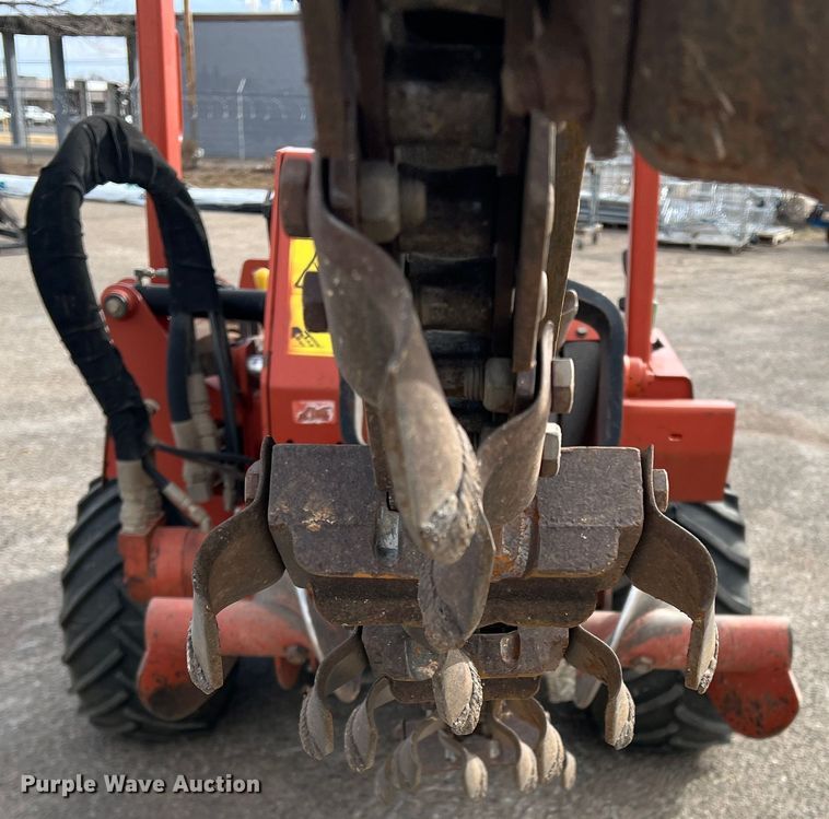 image for item DK7219 2007 Ditch Witch RT40  trencher