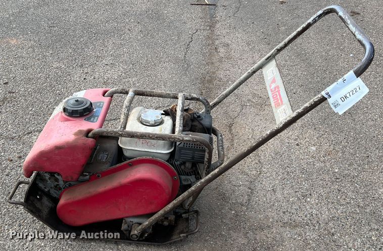 image for item DK7227 Stone SFP3000A  plate compactor