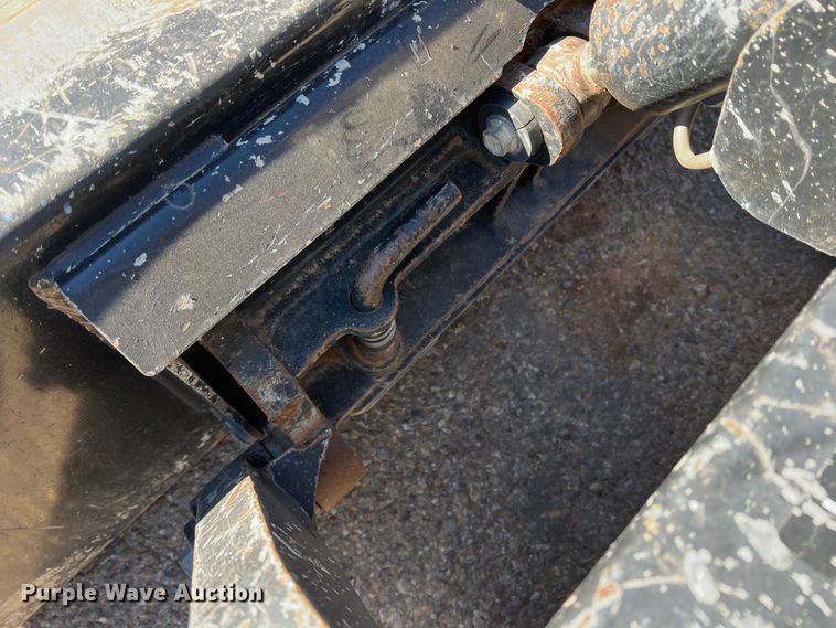 image for item DK7232 2013 Ditch Witch SK755  compact utility loader