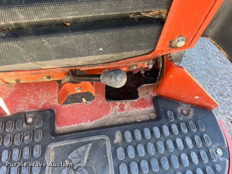 image for item DK7232 2013 Ditch Witch SK755  compact utility loader