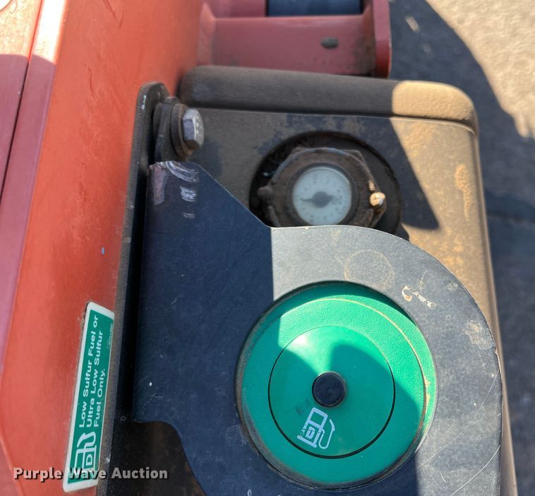 image for item DK7232 2013 Ditch Witch SK755  compact utility loader