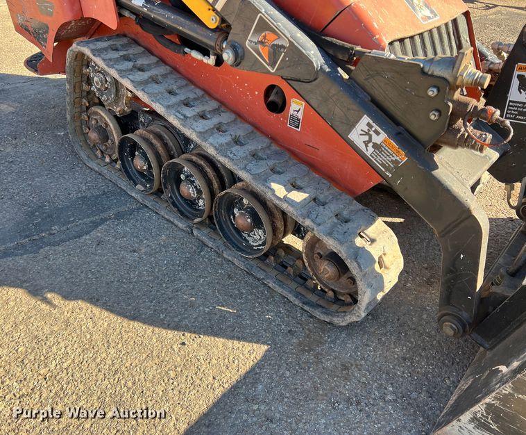 image for item DK7232 2013 Ditch Witch SK755  compact utility loader